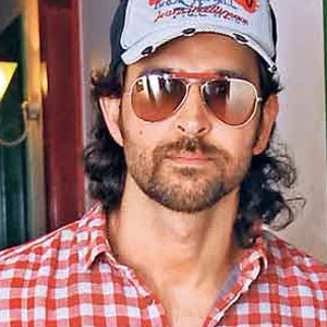Hrithik Roshan stays in a Hotel to avoid traffic